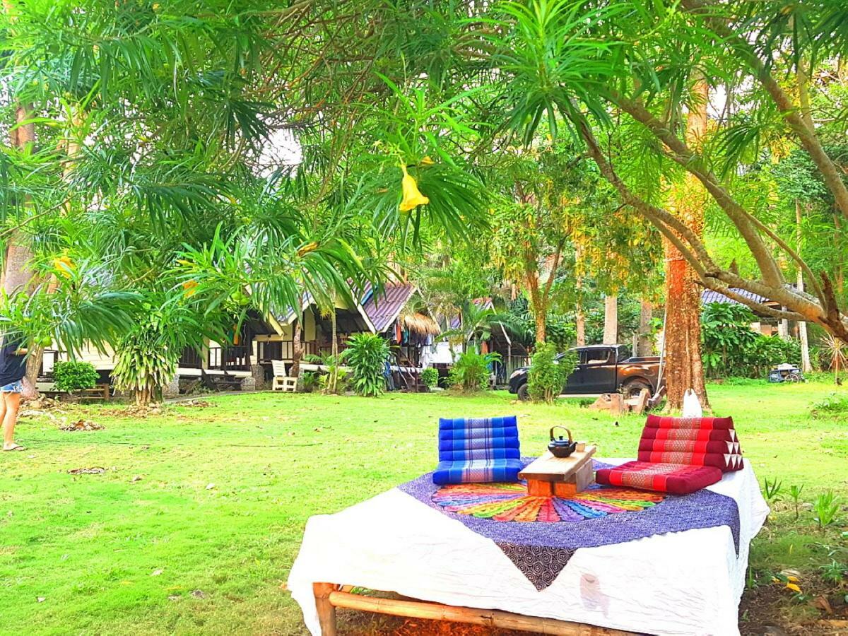 ฺBay Yard Hut Hotel เกาะช้าง ภายนอก รูปภาพ