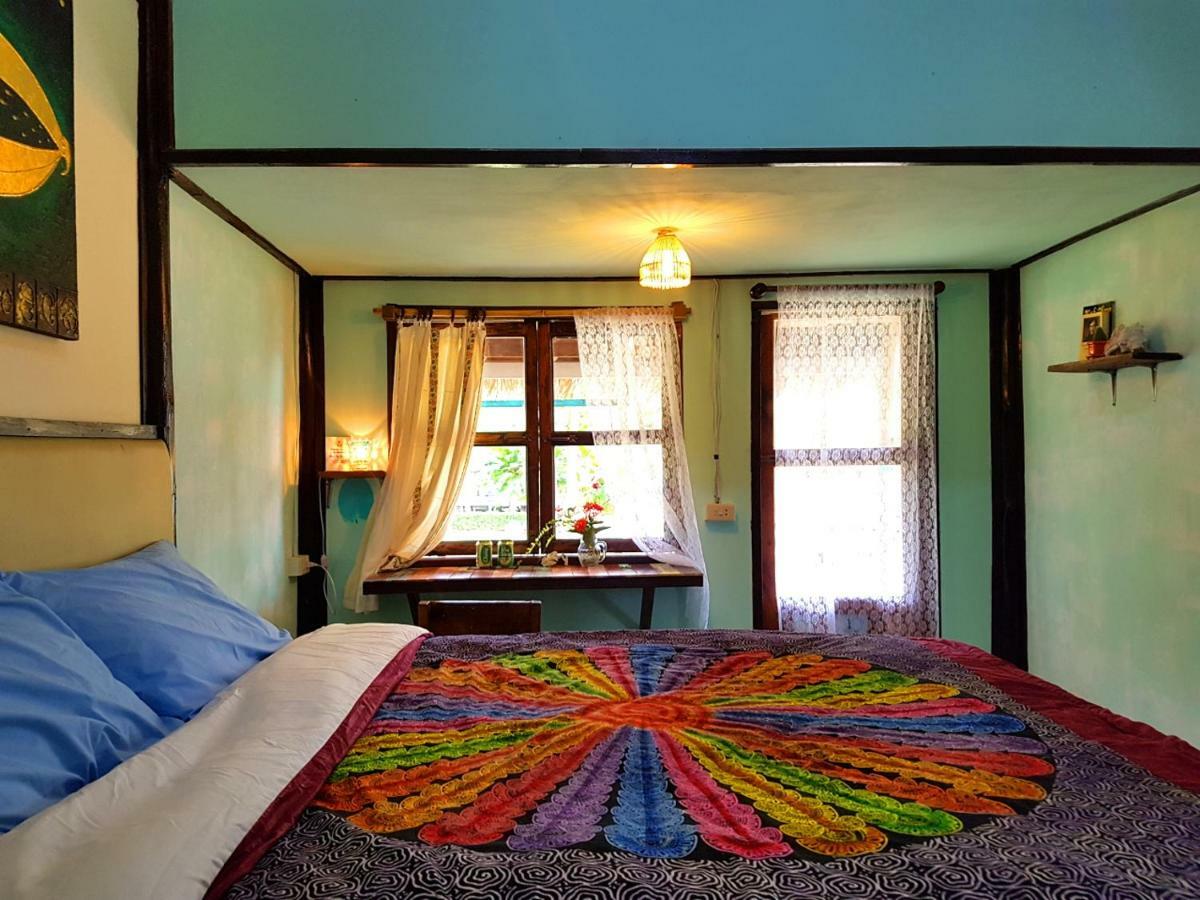 ฺBay Yard Hut Hotel เกาะช้าง ภายนอก รูปภาพ