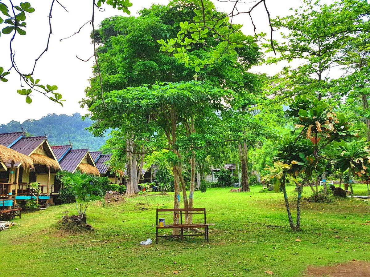ฺBay Yard Hut Hotel เกาะช้าง ภายนอก รูปภาพ
