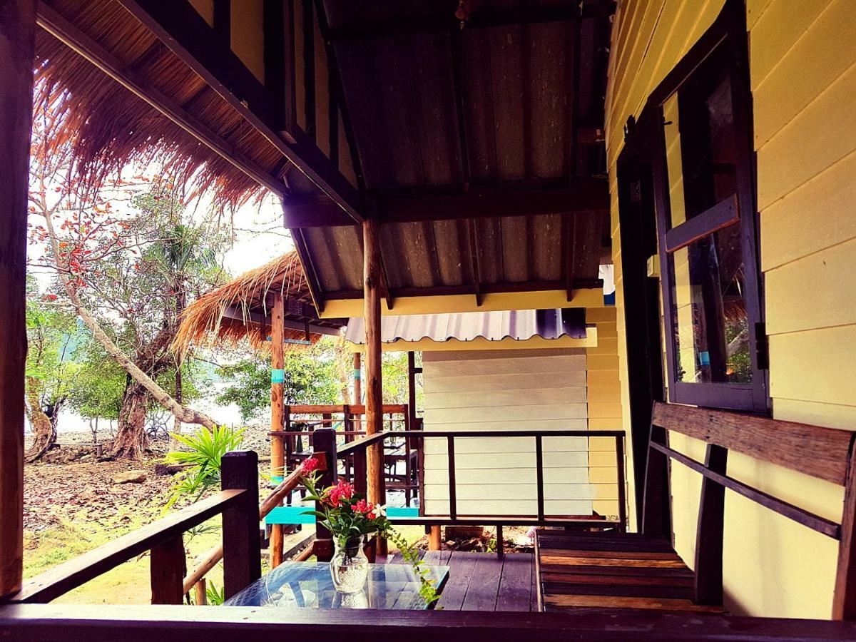 ฺBay Yard Hut Hotel เกาะช้าง ภายนอก รูปภาพ