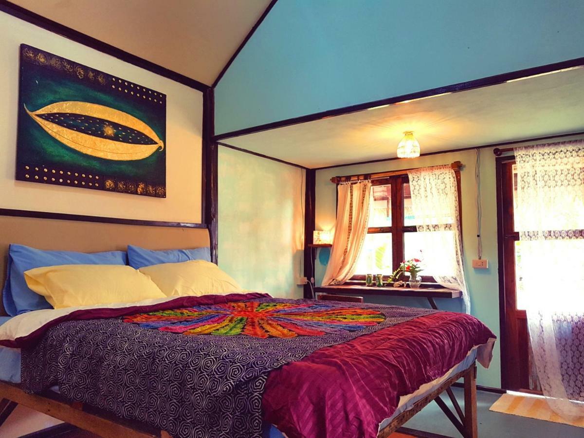 ฺBay Yard Hut Hotel เกาะช้าง ภายนอก รูปภาพ
